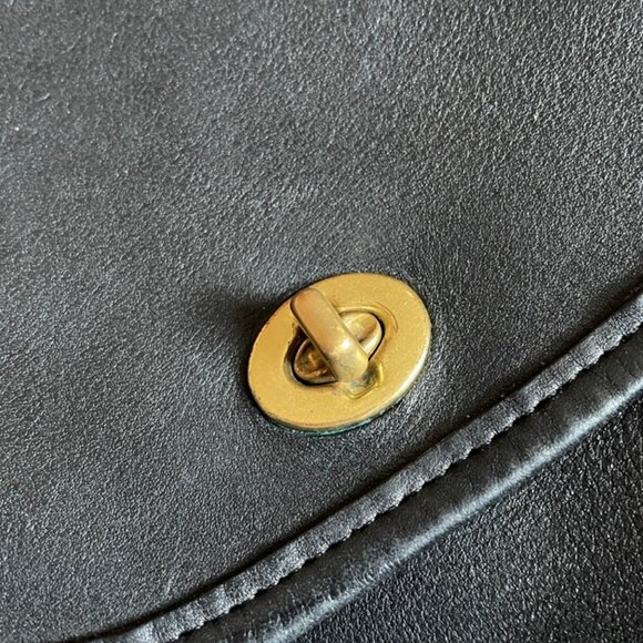 Coach Backpack // Vintage No 9791 // Black with brass hardwear - Picture 2 of 7